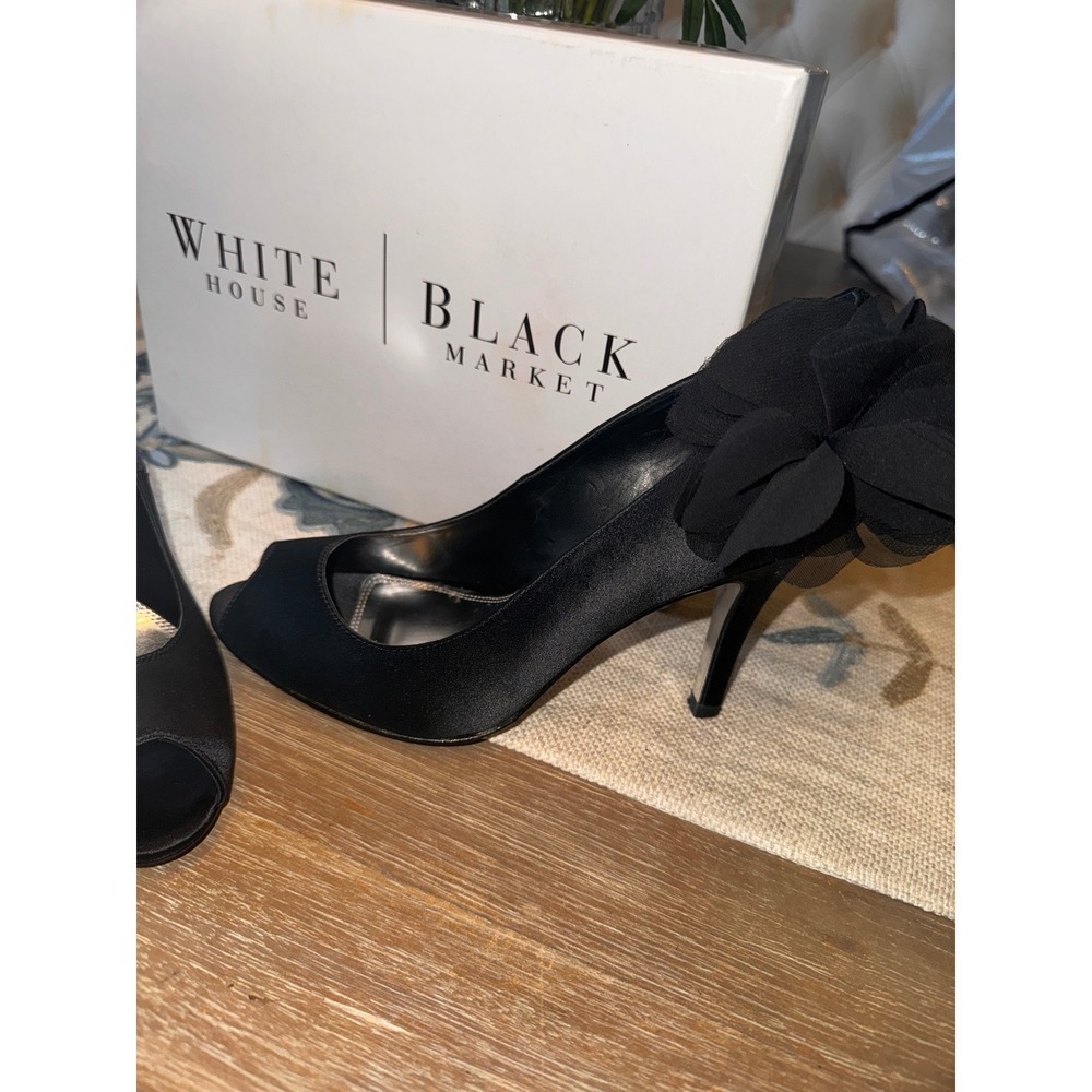 White House Black Market Black Heels Flower Peep Toe Evening Party Shoes 7M - Picture 3 of 8